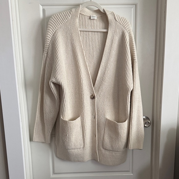 Abercrombie & Fitch Ribbed Cardigan - Picture 1 of 8